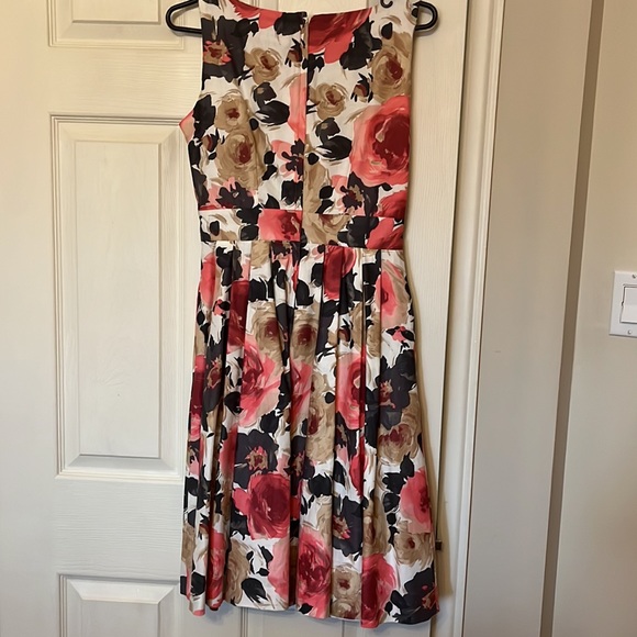 H&M Floral Dress - Picture 3 of 5